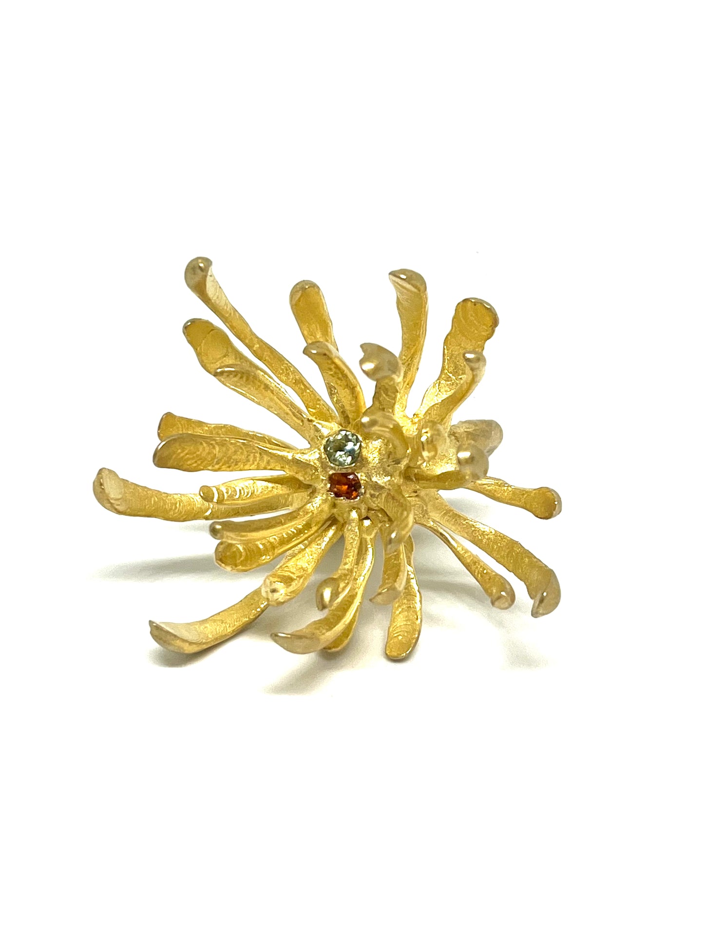 Chrystanthemum Ring with hessonite and tourmaline