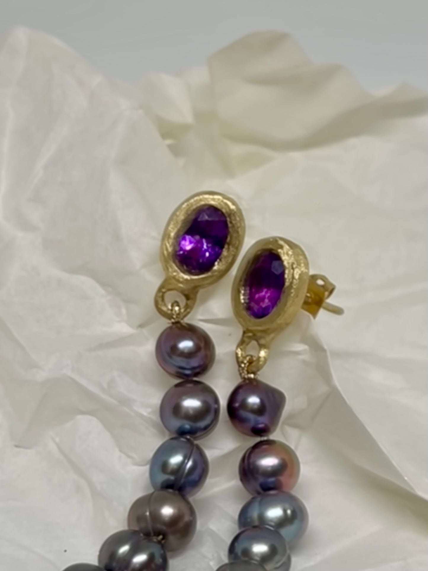 Lunoire Earrings