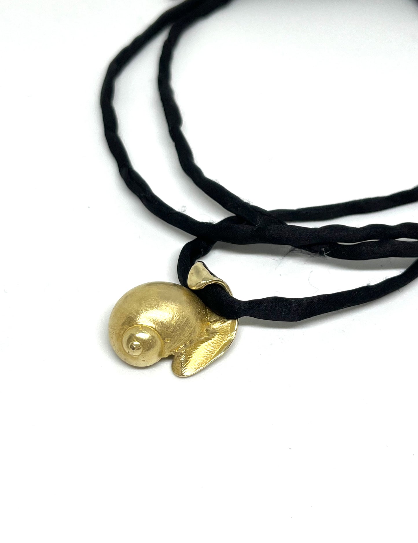 Escargot Choker